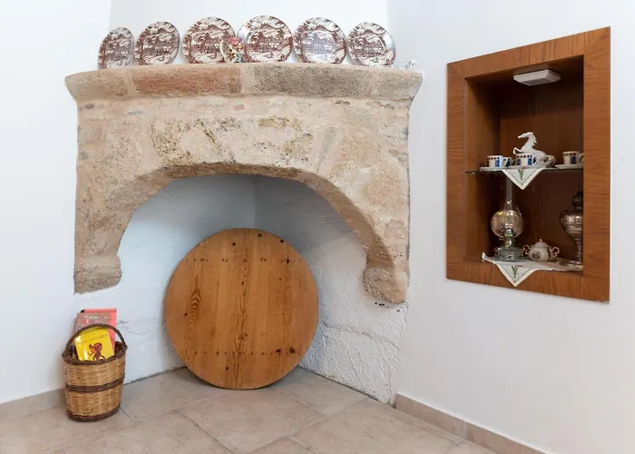 Casa Porolithos Malona Village