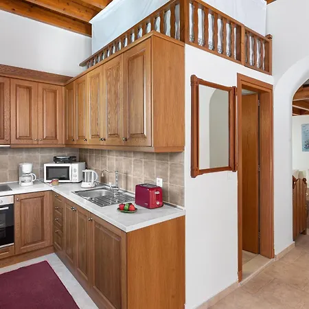 Casa Porolithos Апартаменты *